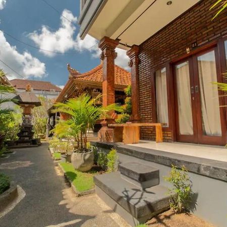 Pondok Lulik Homestay Canggu Buitenkant foto