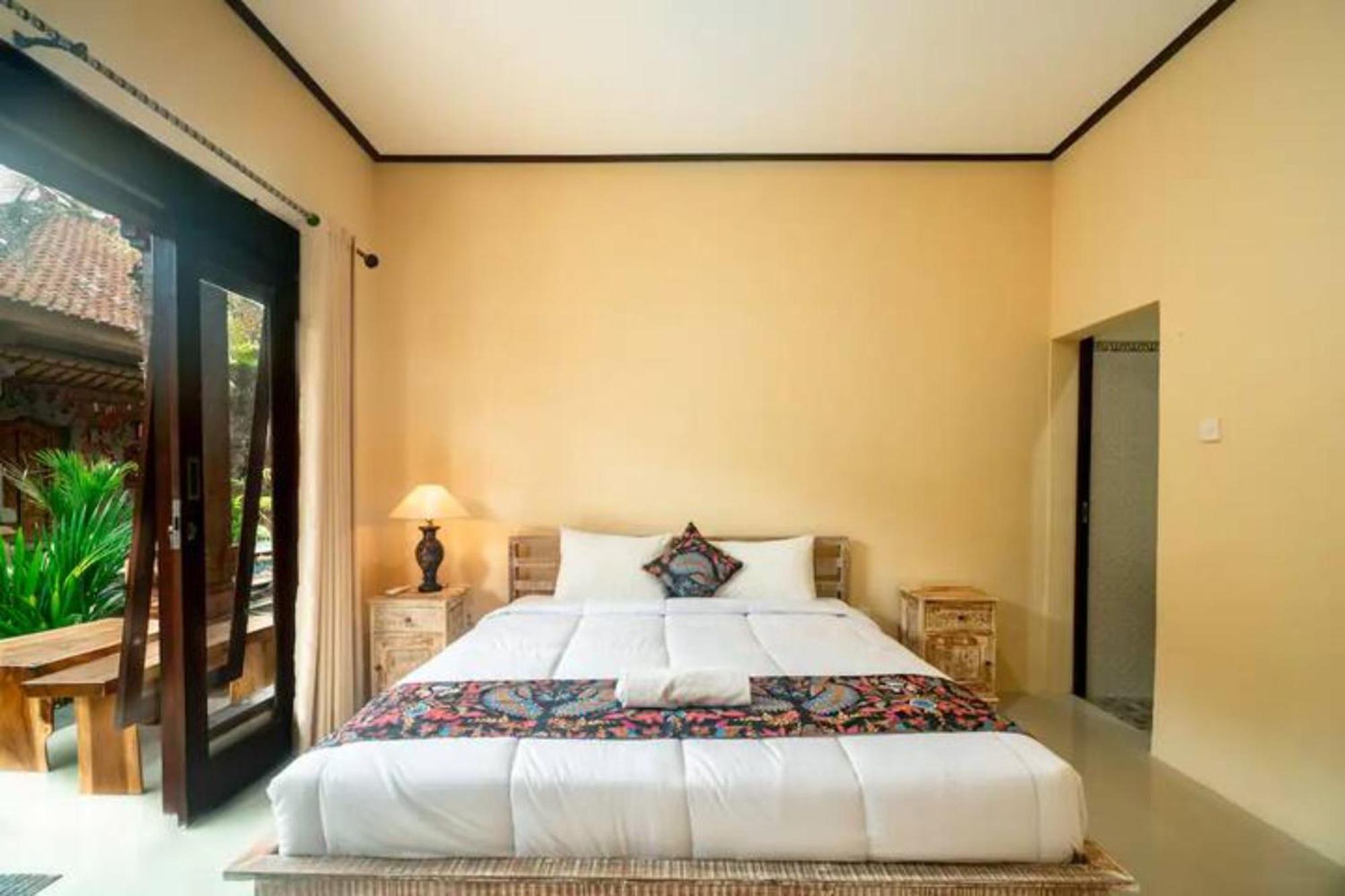 Pondok Lulik Homestay Canggu Buitenkant foto